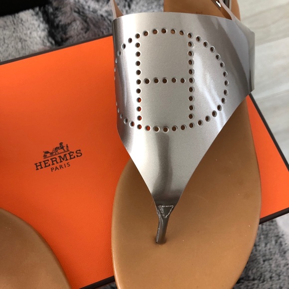 BNIB HERMES 💯 authentic beautiful sandal SOLD! - Picture 5 of 8